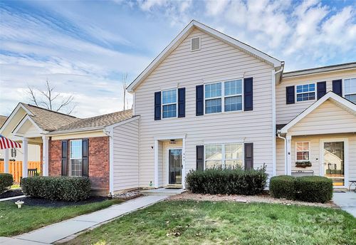 949 Heritage Pkwy, Fort Mill, SC, 29715-8333 | Card Image