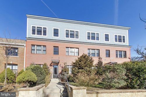 apt-4-2012 D St Ne, WASHINGTON, DC, 20002-6760 | Card Image