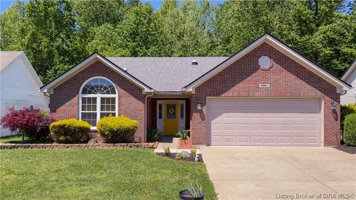 2021 Snyder Dr, Jeffersonville, IN, 47130-6147 | Card Image