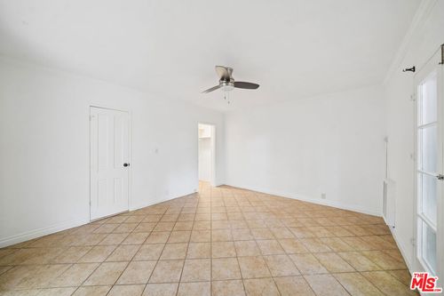 2-2050 High Tower Drive, Los Angeles, CA, 90068 | Card Image