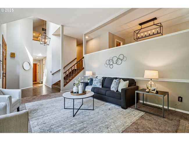 Living Room | Image 8