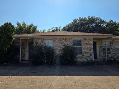 2356/2358 Cornell Drive, College Station, TX, 77840-4619 | Card Image