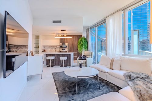 1802-851 Ne 1st Avenue, Miami, FL, 33132 | Card Image