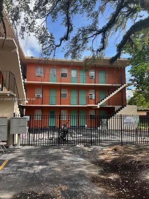 apt-18-3669 Thomas Ave, Miami, FL, 33133-5749 | Card Image