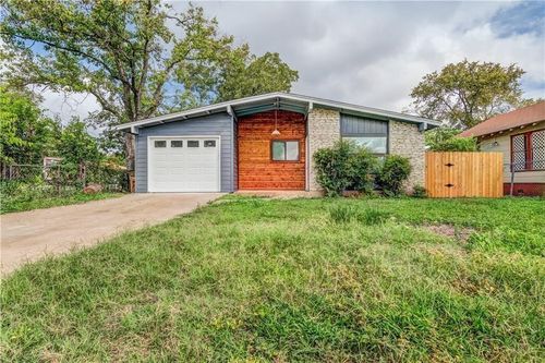1702 New York Ave, Austin, TX, 78702-2122 | Card Image