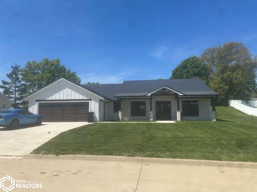 809 S Smith St, Mount Pleasant, IA, 52641-3406 | Card Image