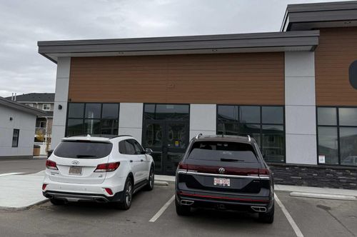 304-4979 Southlands Dr Se, Medicine Hat, AB, T1B0T8 | Card Image