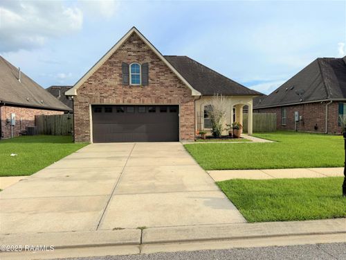 317 Arrowwood Rd, Youngsville, LA, 70592-6175 | Card Image