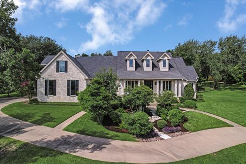 18 Ehrlich Rd, Austin, TX, 78746-3109 | Card Image