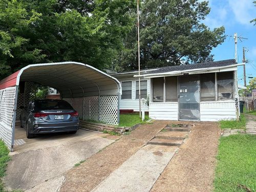 4227 Arrow Rd, Memphis, TN, 38109-5105 | Card Image