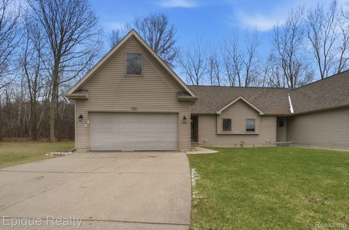 1331 Sunset Blvd, Flint, MI, 48507-4061 | Card Image