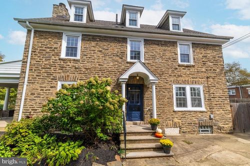 3318 W Queen Ln, PHILADELPHIA, PA, 19129-1410 | Card Image