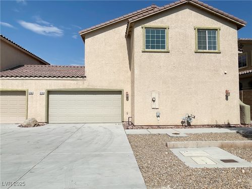 9758 Hanover Grove Ave, Las Vegas, NV, 89148-5762 | Card Image