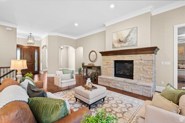 2209 E Viscaya Dr, House other with 5 bedrooms, 3 bathrooms and 6 parking in Draper UT | Image 11