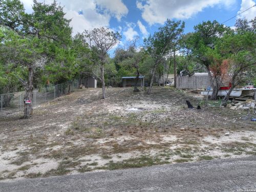 772 Rambling Dr, Canyon Lake, TX, 78133-3843 | Card Image