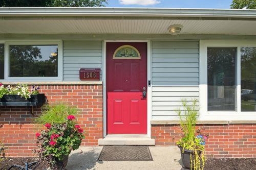 1506 Granada Ave, Ann Arbor, MI, 48103-5762 | Card Image