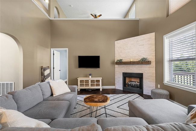 401 Schomburg Ct, House other with 4 bedrooms, 3 bathrooms and 2 parking in Cranberry Twp PA | Image 15