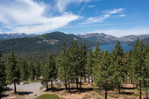 0000 Thomas Dr, Truckee, CA, 96161 | Card Image