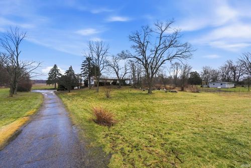 6974 Lincoln Hwy, Bourbon, IN, 46504-9506 | Card Image