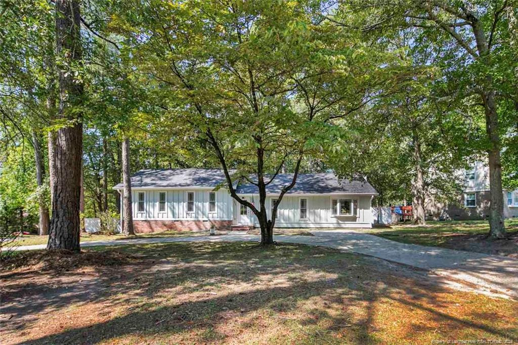 Darnell St, Fayetteville, NC 28314