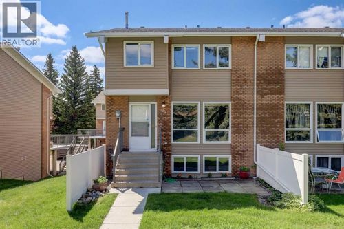 24-116 Silver Crest Dr Nw, Calgary, AB, T3B4N9 | Card Image