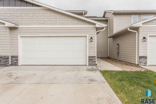 6176 S Alki Pl, Sioux Falls, SD, 57108-7581 | Card Image