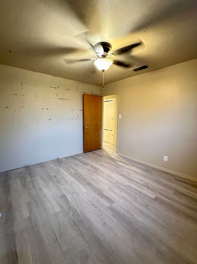 740 S 11 Th St, House other with 4 bedrooms, 2 bathrooms and null parking in Slaton TX | Image 14