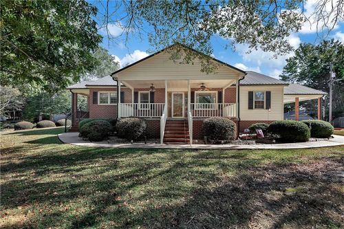 530 Porter Rd, Pendleton, SC, 29670-9232 | Card Image