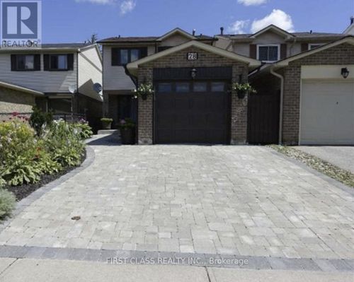 28 Moorehouse Drive, Toronto (Milliken), ON, M1V2E1 | Card Image