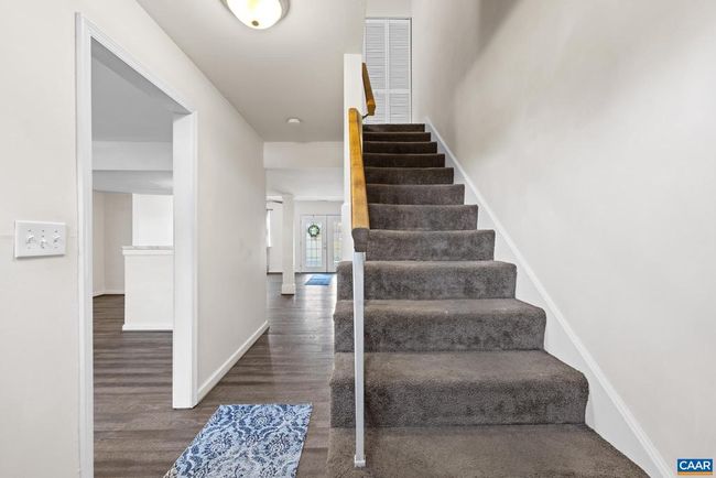 86 Woodlake Dr, Townhouse with 3 bedrooms, 2 bathrooms and null parking in CHARLOTTESVILLE VA | Image 11
