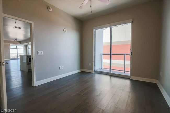 UNIT-1117 - 150 Las Vegas Blvd N, Condo with 3 bedrooms, 3 bathrooms and null parking in Las Vegas NV | Image 15