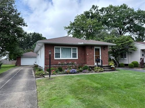 222 N Pershing Ave, Akron, OH, 44313-6129 | Card Image