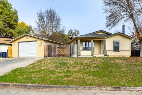 2725 Tennessee Walker Way, Paso Robles, CA, 93446-4177 | Card Image