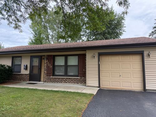 1109 Kingwood Ln, Lake Zurich, IL, 60047-2745 | Card Image