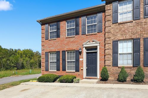 201-1145 Appian Crossing Way, Lexington, KY, 40517-1067 | Card Image