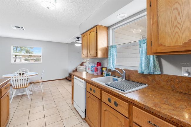 4487 Crescent Rd, House other with 3 bedrooms, 3 bathrooms and null parking in Spring Hill FL | Image 11