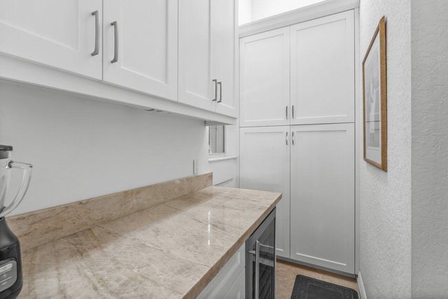200 N Lake Dr, House other with 5 bedrooms, 5 bathrooms and null parking in Lantana FL | Image 17