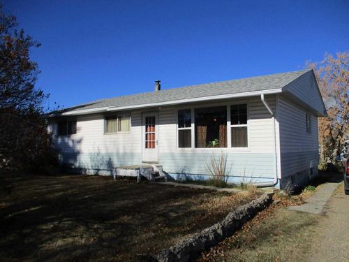 220 2 Ave Sw, Manning, AB, T0H2M0 | Card Image