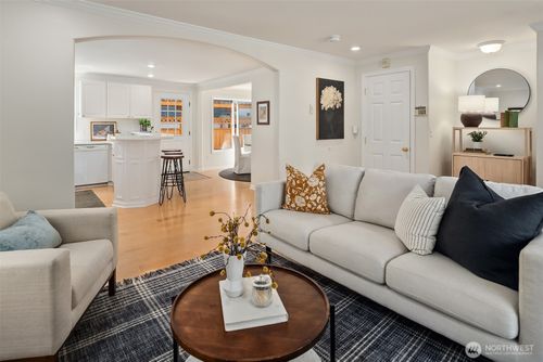 3-1-3610 36th Ave S, Seattle, WA, 98144-7137 | Card Image