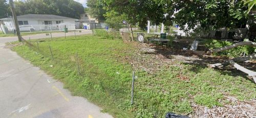 1511 Nw 69th Ter, Miami, FL, 33147-7161 | Card Image