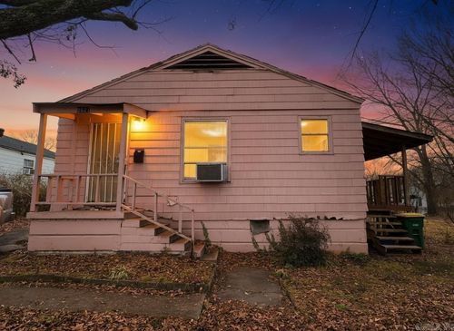 2521 S Maple St, Little Rock, AR, 72204-5433 | Card Image