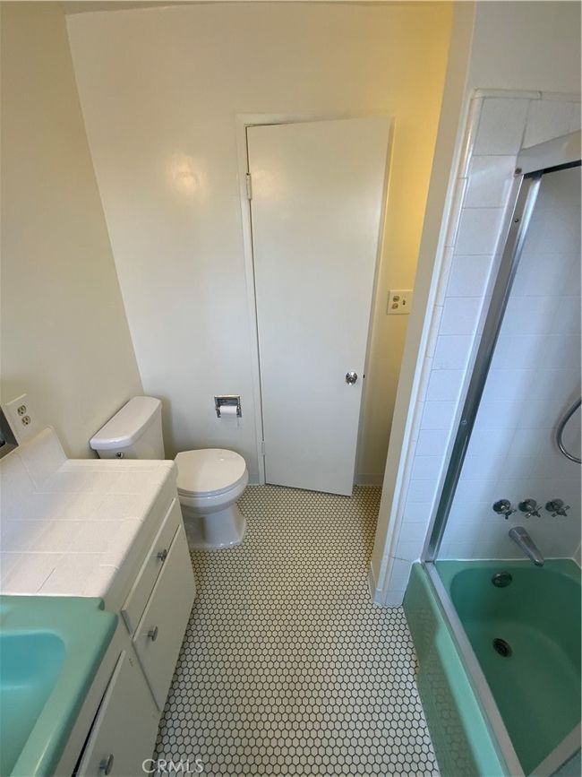 APT-18 - 120 Alamitos Ave, Condo with 1 bedrooms, 1 bathrooms and 1 parking in Long Beach CA | Image 18