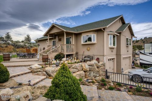 15770 Rocky Vista Rd, Reno, NV, 89521-8810 | Card Image