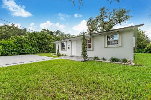 6198 Sw 63rd St, South Miami, FL, 33143-2211 | Card Image