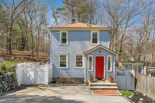 17 Vale Rd, Wakefield, MA, 01880-4333 | Card Image