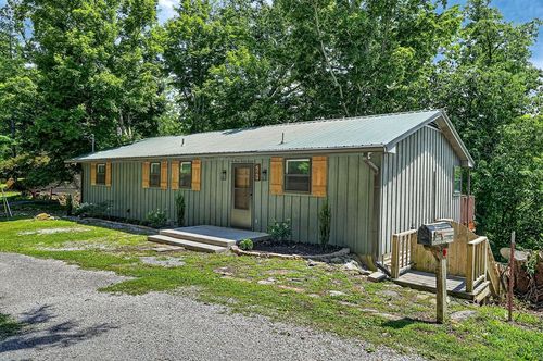 241 Nautilus Pt, Silver Point, TN, 38582-7956 | Card Image