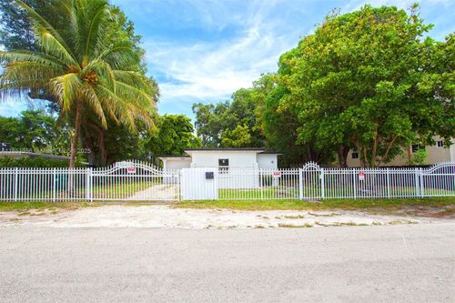 b-1528 Ne 145th St, Miami, FL, 33161-3025 | Card Image