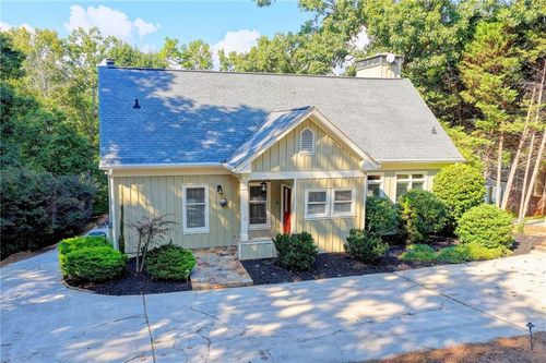 5151 Indian Cir, Gainesville, GA, 30506-3173 | Card Image