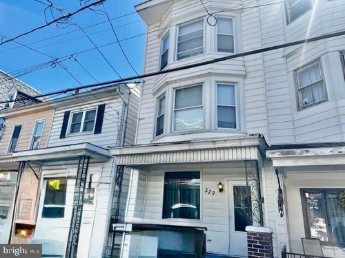 320 W Coal St, SHENANDOAH, PA, 17976-1533 | Card Image