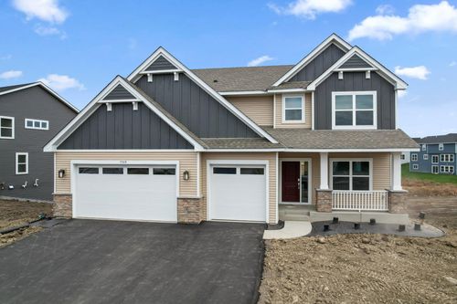 7528 Lotus Ln, Lino Lakes, MN, 55014 | Card Image